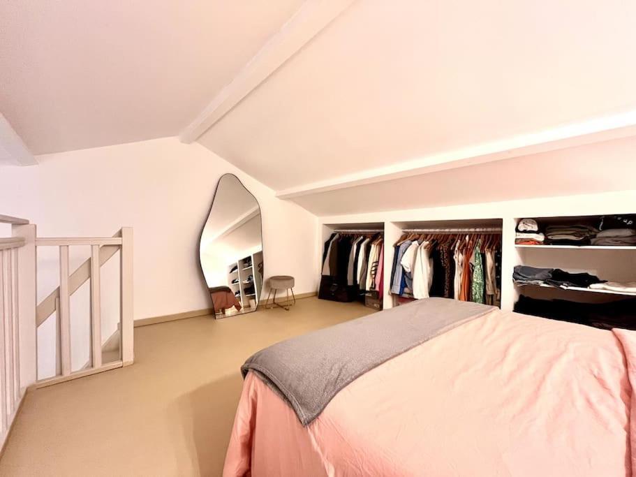 De Charme Avec Mezzanine Apartment *