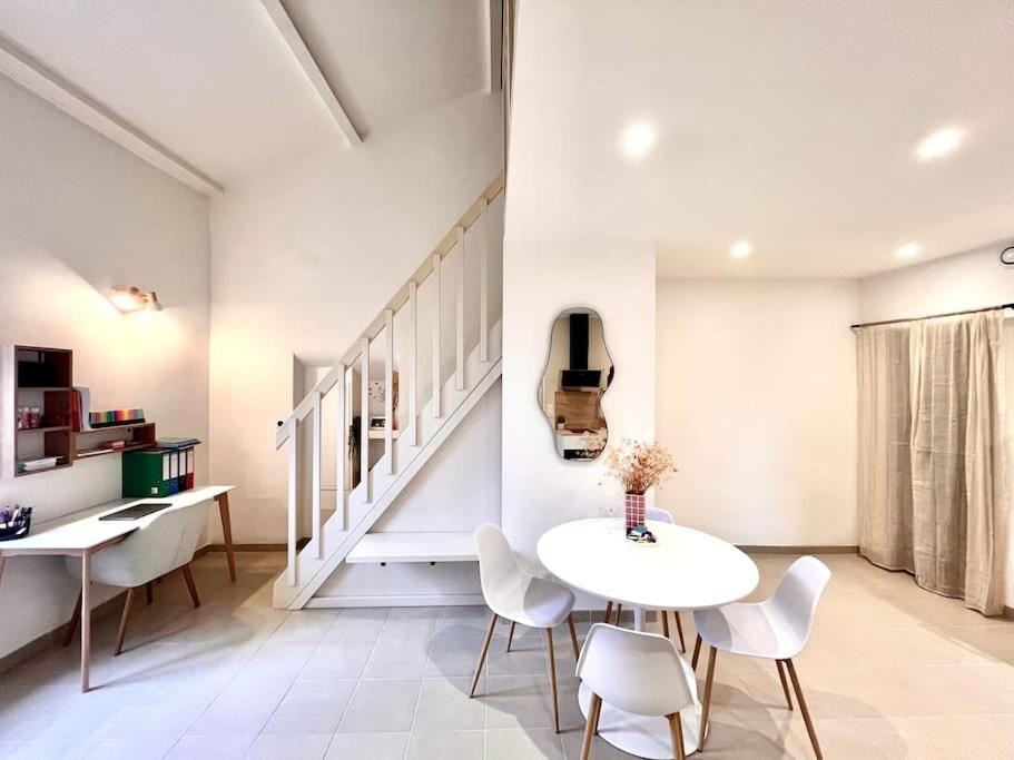 De Charme Avec Mezzanine Bastia (Corsica)